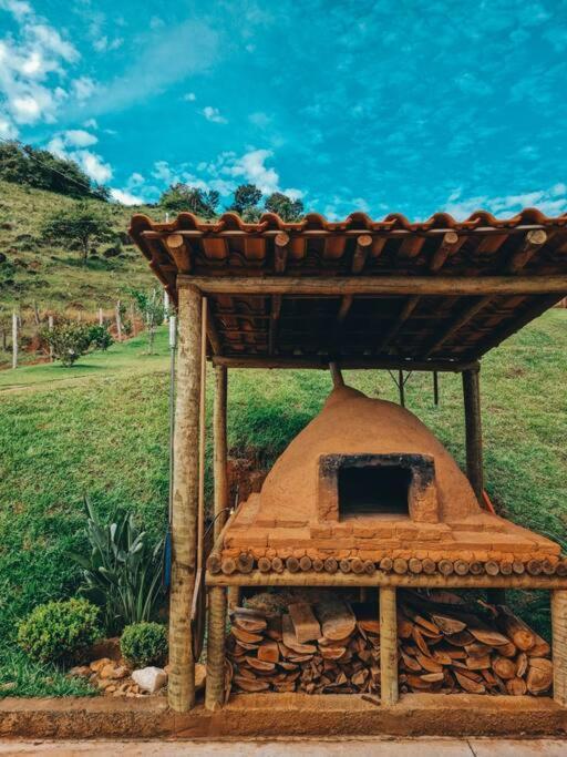 Casa Container Com Spa E Linda Vista Para A Serra Da Mantiqueira Villa Bueno Brandao Exterior photo